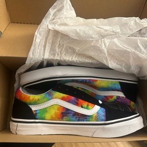 Brand new size 6.5 Vans Old Skool tie dye